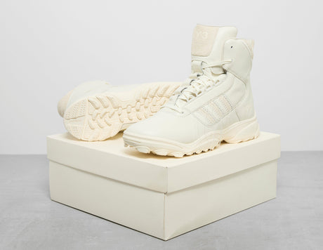 !Y-3 GSG9 BOOT ECRU