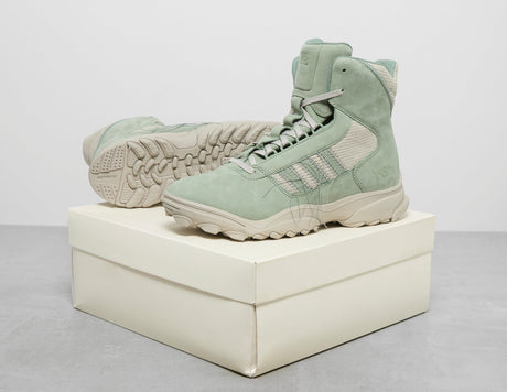 !Y-3 GSG9 BOOT SAGE