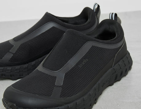 !003 SLIP BLK/BLK'
