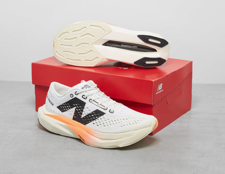 !FUEL CEL PACER WHT/ORG