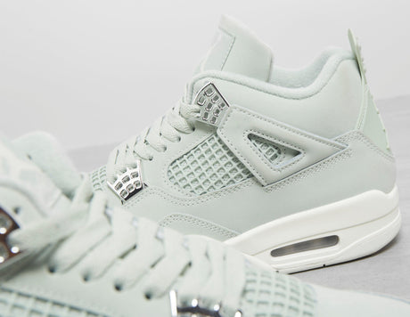 AJ4 SEAFOAM/MTLC SILV